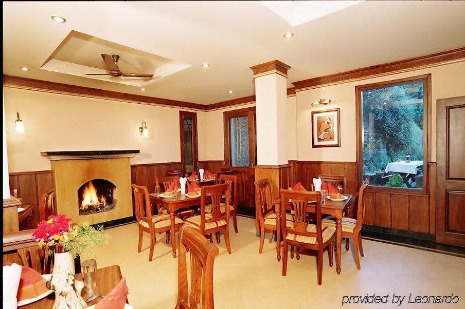 Sun N Snow Inn By Leisure Hotels Kausani Restaurant photo